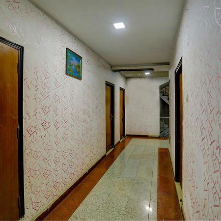 Hotel Monarch Inn Lucknow Buitenkant foto