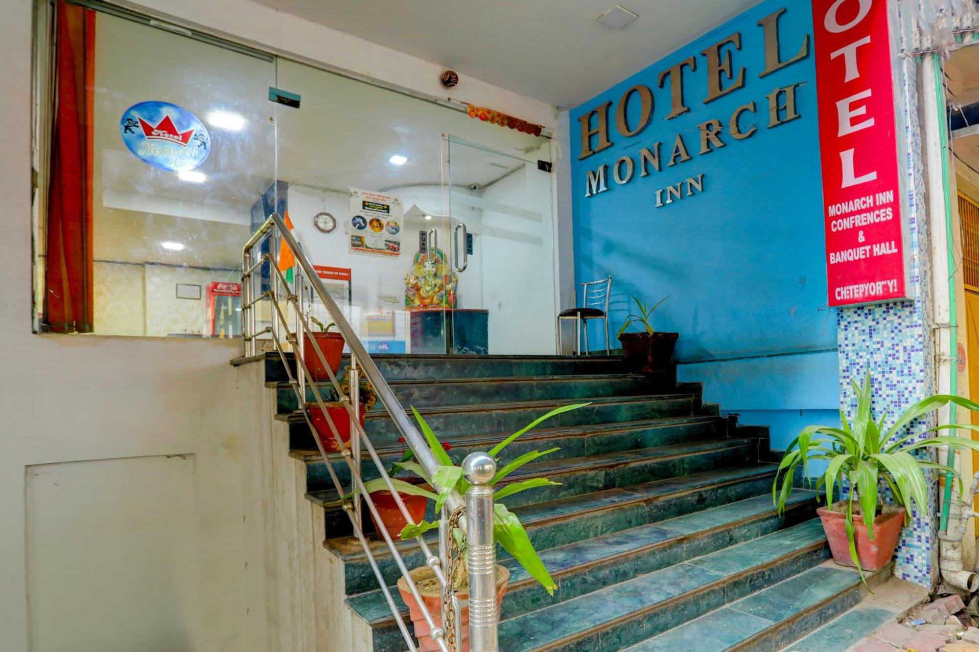 Hotel Monarch Inn Lucknow Buitenkant foto