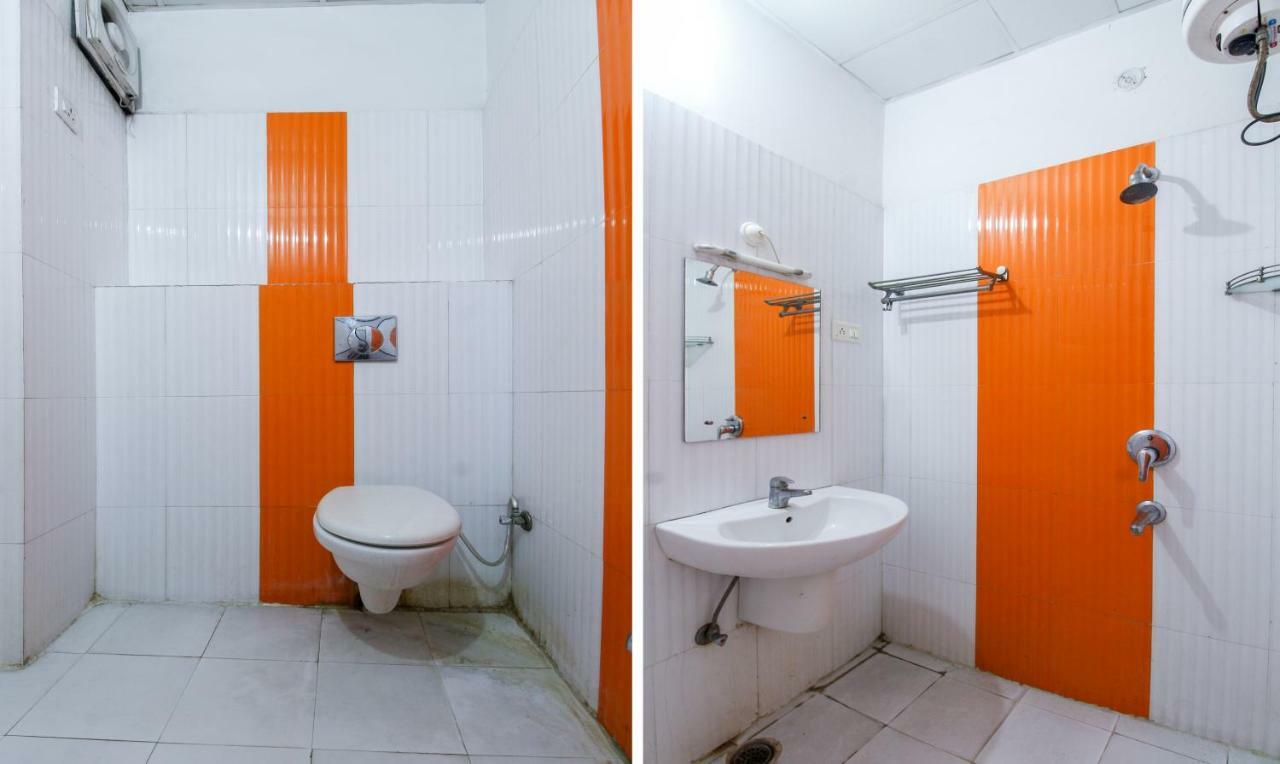 Hotel Monarch Inn Lucknow Buitenkant foto